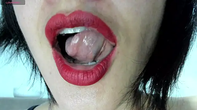 queen fetish online show from 02.10.25