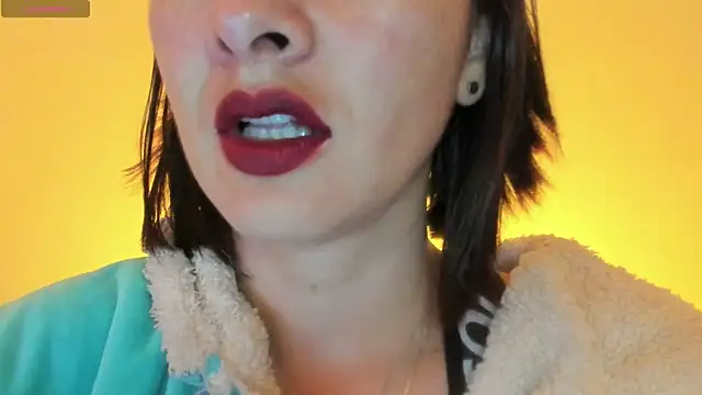 queen fetish online show from 11.22.25