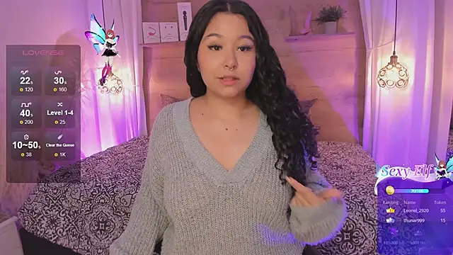 Snapshot of Atenea_cuteee chatting on 12.24.24 Atenea cuteee online show from 12.24.24