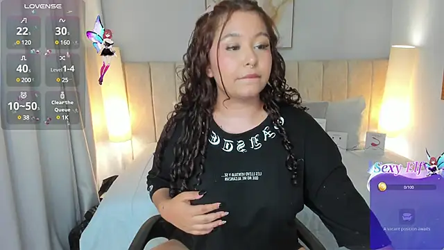 Snapshot of Atenea_cuteee chatting on 02.13.25 Atenea cuteee online show from 02.13.25