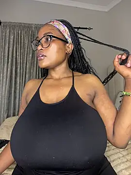 Bustygoddess32 online show from 02.13.26