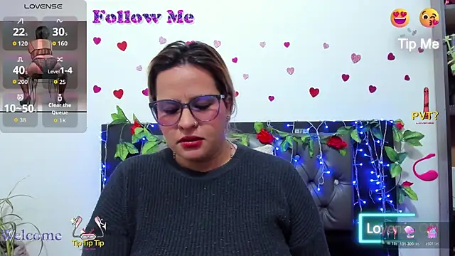 hazel 34 online show from 11.06.25