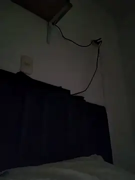 Snapshot of Charlotte_cutee18 chatting on 10.22.25 Charlotte cutee18 online show from 10.22.25