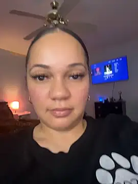 Snapshot of DestineeJayde chatting on 05.24.26 DestineeJayde online show from 05.24.26