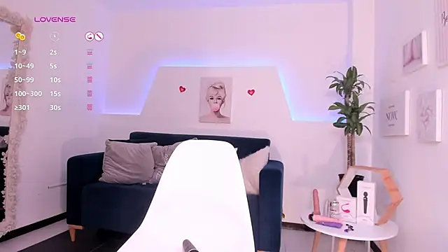 Snapshot of Kim_ev chatting on 12.20.24 Kim ev online show from 12.20.24