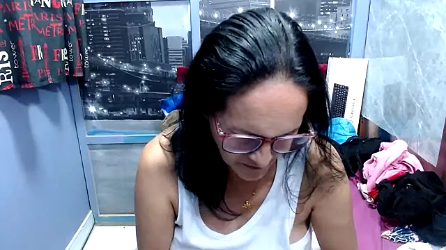 Nastylatinaxxx online show from 01.15.25