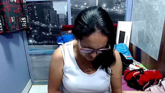 Nastylatinaxxx online show from 01.15.25