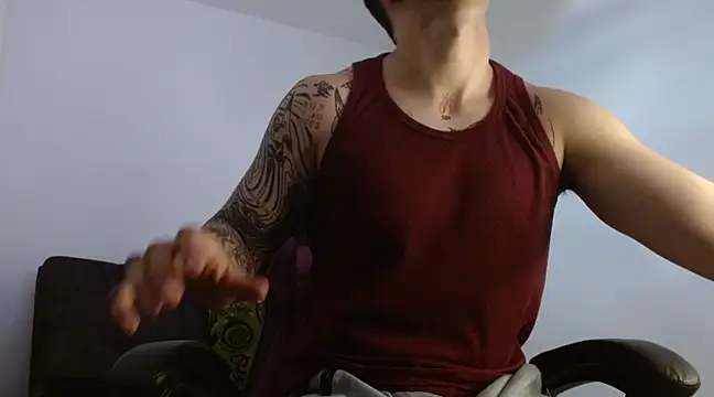 Snapshot of Sisoyalejo420 chatting on 02.18.25 Sisoyalejo420 online show from 02.18.25