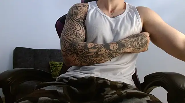 Snapshot of Sisoyalejo420 chatting on 02.19.25 Sisoyalejo420 online show from 02.19.25