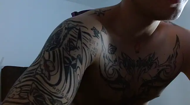 Snapshot of Sisoyalejo420 chatting on 03.15.25 Sisoyalejo420 online show from 03.15.25