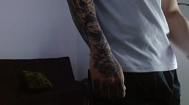 Snapshot of Sisoyalejo420 chatting on 03.18.25 Sisoyalejo420 online show from 03.18.25