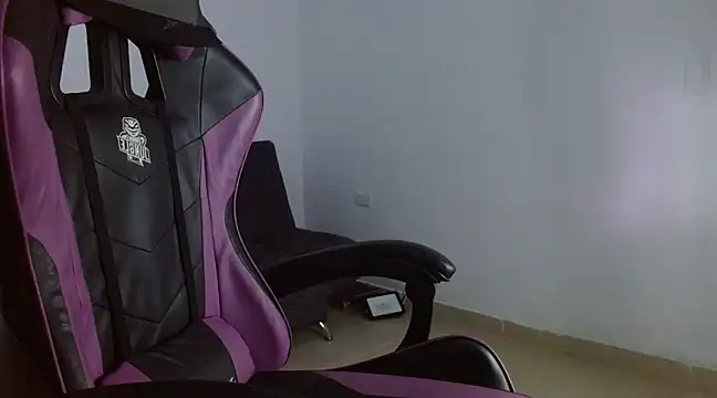 Snapshot of Sisoyalejo420 chatting on 03.23.25 Sisoyalejo420 online show from 03.23.25