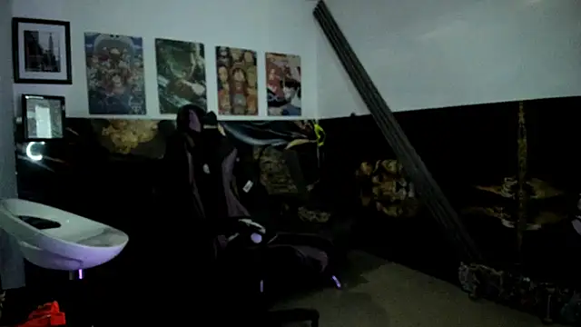 Snapshot of Sisoyalejo420 chatting on 09.30.25 Sisoyalejo420 online show from 09.30.25