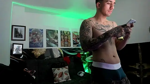 Snapshot of Sisoyalejo420 chatting on 10.05.25 Sisoyalejo420 online show from 10.05.25