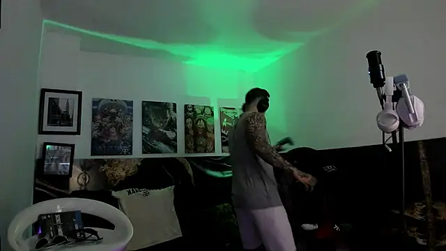 Snapshot of Sisoyalejo420 chatting on 10.09.25 Sisoyalejo420 online show from 10.09.25