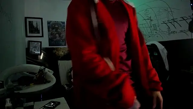 Snapshot of Sisoyalejo420 chatting on 10.22.25 Sisoyalejo420 online show from 10.22.25