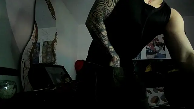 Snapshot of Sisoyalejo420 chatting on 11.13.25 Sisoyalejo420 online show from 11.13.25