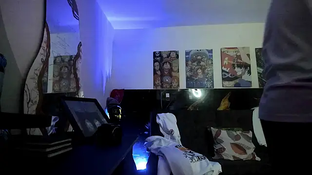 Snapshot of Sisoyalejo420 chatting on 11.19.25 Sisoyalejo420 online show from 11.19.25