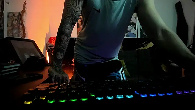 Snapshot of Sisoyalejo420 chatting on 11.20.25 Sisoyalejo420 online show from 11.20.25