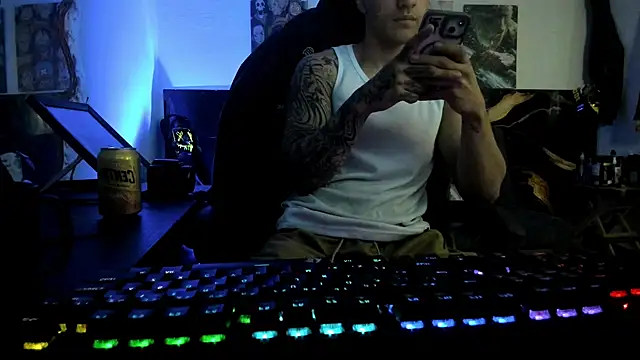 Snapshot of Sisoyalejo420 chatting on 11.25.25 Sisoyalejo420 online show from 11.25.25