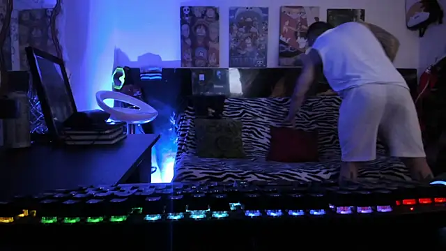 Snapshot of Sisoyalejo420 chatting on 12.14.25 Sisoyalejo420 online show from 12.14.25