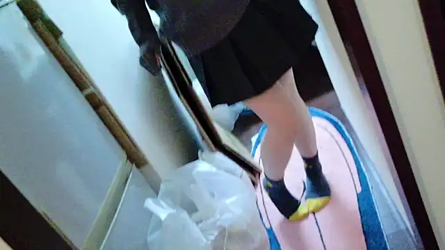 POCARI SWEAT online show from 01.22.25