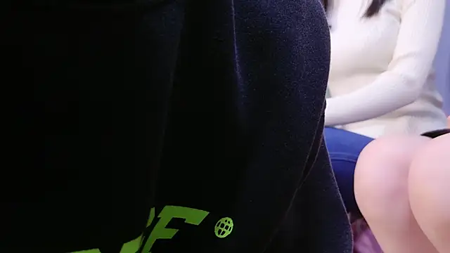 POCARI SWEAT online show from 02.13.25