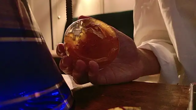 POCARI SWEAT online show from 10.02.25