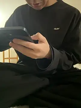 POCARI SWEAT online show from 12.03.25