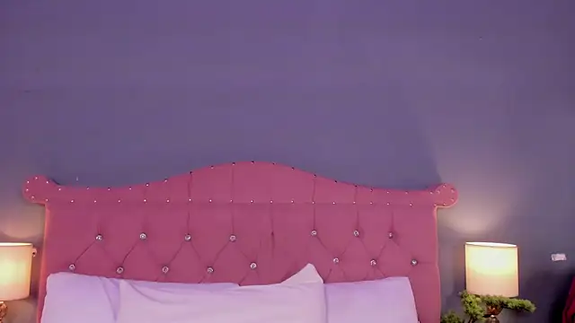 AnnieNasty online show from 12.22.25