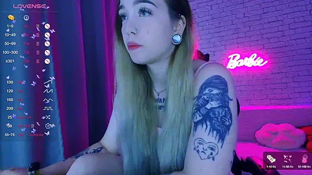 -Stacyy- online show from 10.11.25