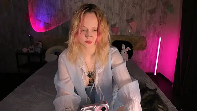 MariaMango online show from 02.24.25