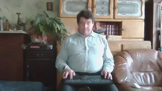 sympatrique online show from 03.19.25