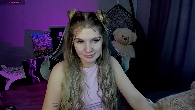 lily williamss online show from 01.23.25