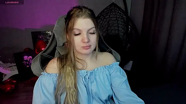 lily williamss online show from 03.06.25