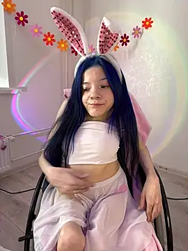 MiniSophiaa online show from 03.31.26