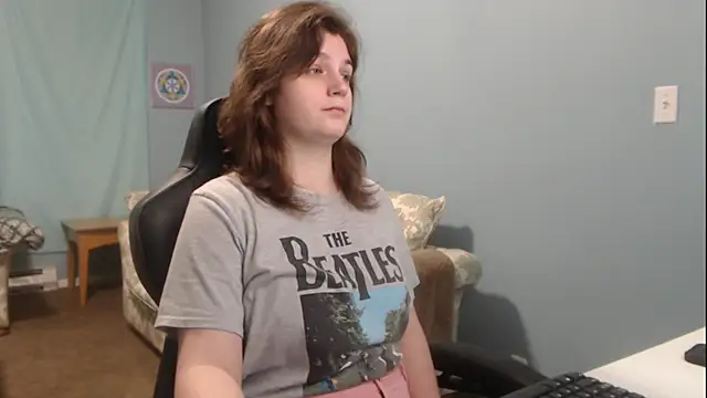 TreeJeanne online show from 01.04.25