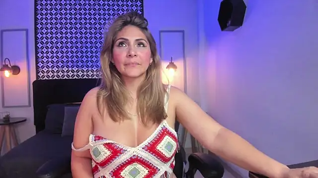 Melanie silver  online show from 12.19.25