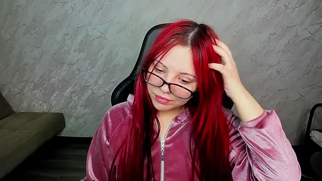 Stacy Luv online show from 02.06.25