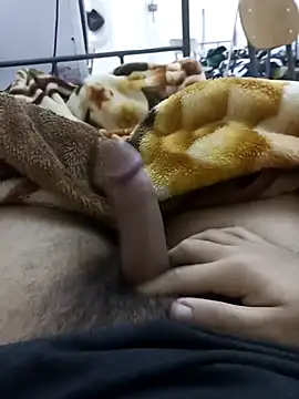 Snapshot of Hot_Boy_2004 chatting on 02.06.25 Hot Boy 2004 online show from 02.06.25