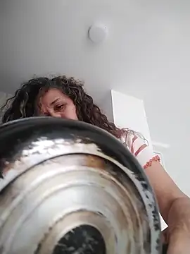 Snapshot of Alma_Sexyy chatting on 09.30.25 Alma Sexyy online show from 09.30.25