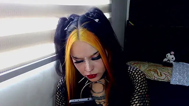 jannaink  online show from 02.07.25