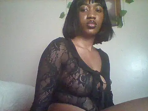 Snapshot of Queeen_model chatting on 04.19.26 Queeen model online show from 04.19.26