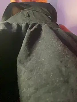 Snapshot of Cherrytowild chatting on 02.04.25 Cherrytowild online show from 02.04.25