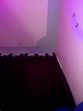 Snapshot of Cherrytowild chatting on 11.30.25 Cherrytowild online show from 11.30.25