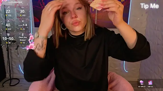 Snapshot of Naomi_B1ack chatting on 07.12.26 Naomi B1ack online show from 07.12.26