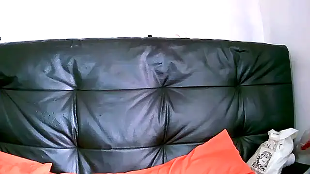 Snapshot of Bustypillows chatting on 03.17.25 Bustypillows online show from 03.17.25