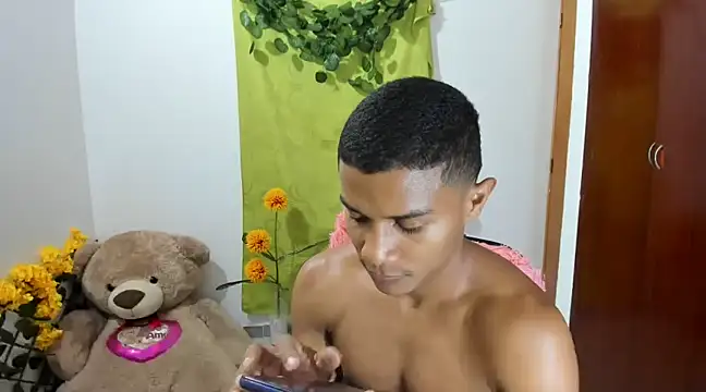 Snapshot of corzoethan chatting on 02.22.25 corzoethan online show from 02.22.25