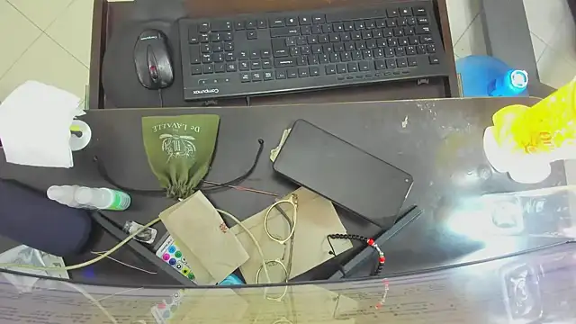 Snapshot of corzoethan chatting on 10.04.25 corzoethan online show from 10.04.25