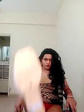 sexyindianbitchlilly online show from 05.13.26